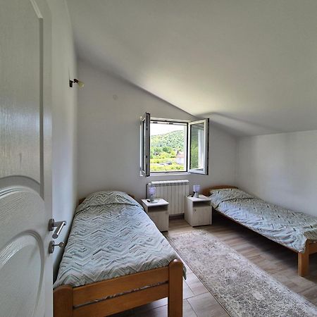 Cozy, Fully Equipped, Free Parking&Wifi, Quiet, 2Bd Leilighet Podgorica Eksteriør bilde